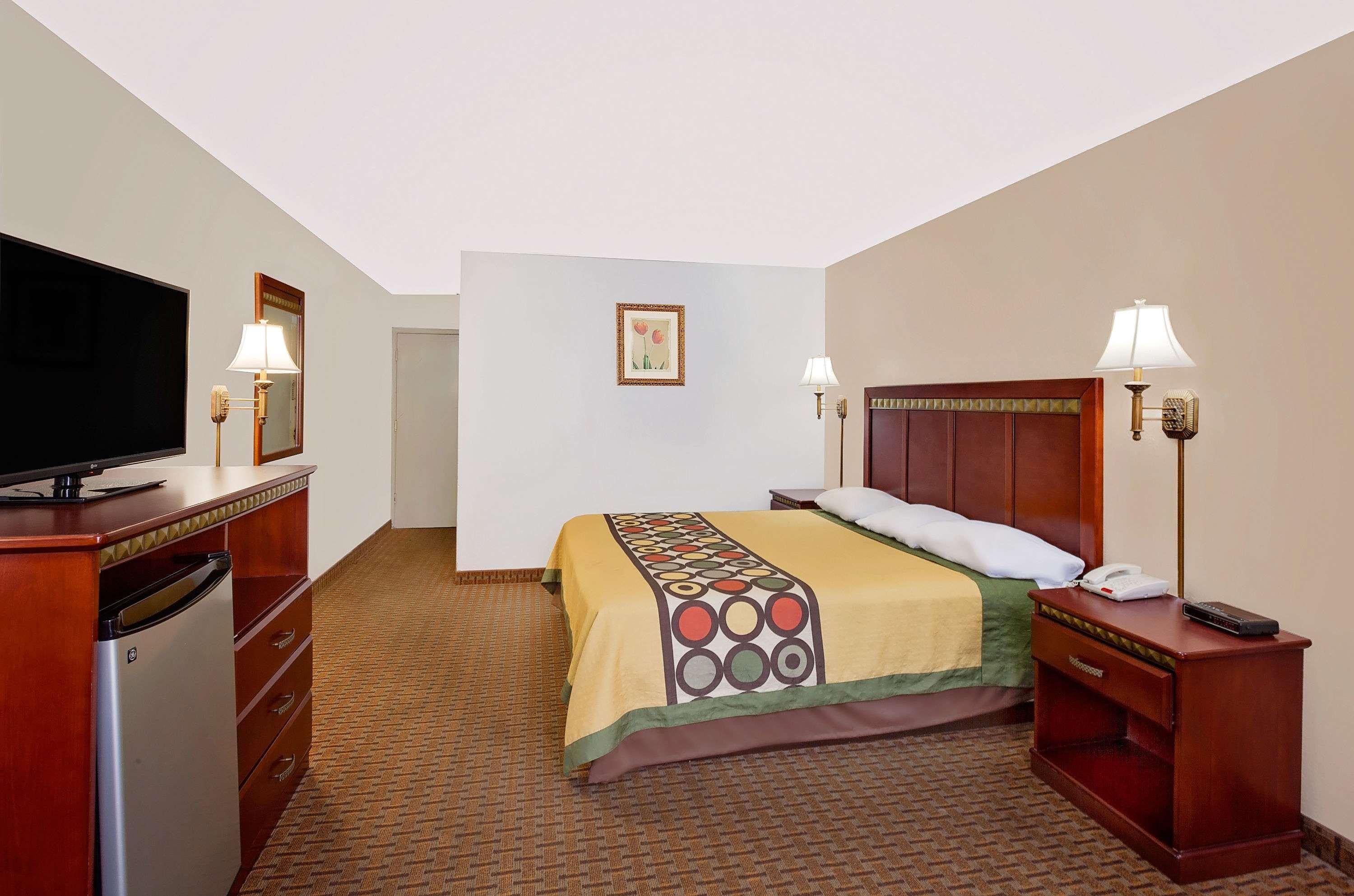 Super 8 By Wyndham Plainview Hotel Luaran gambar