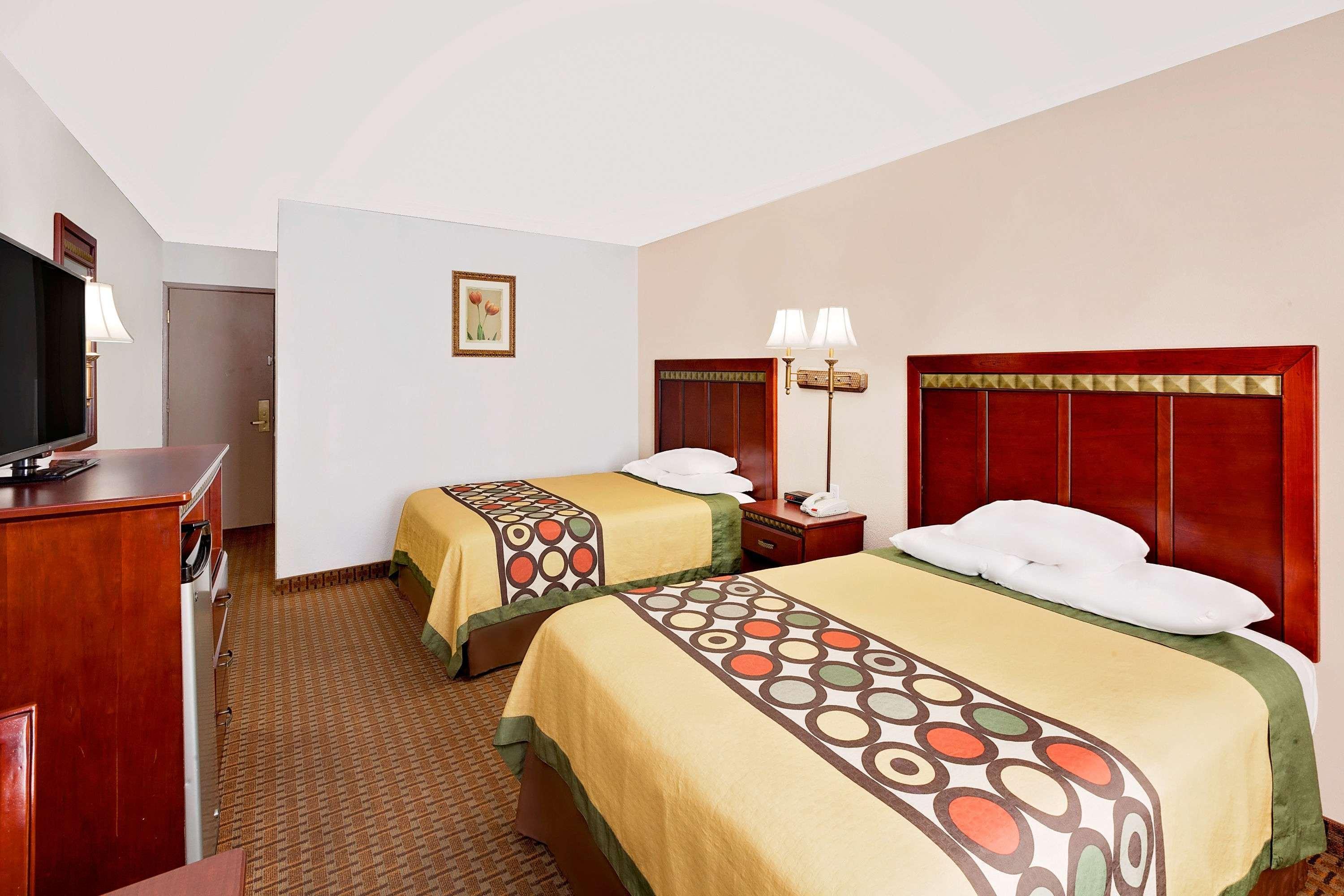 Super 8 By Wyndham Plainview Hotel Luaran gambar