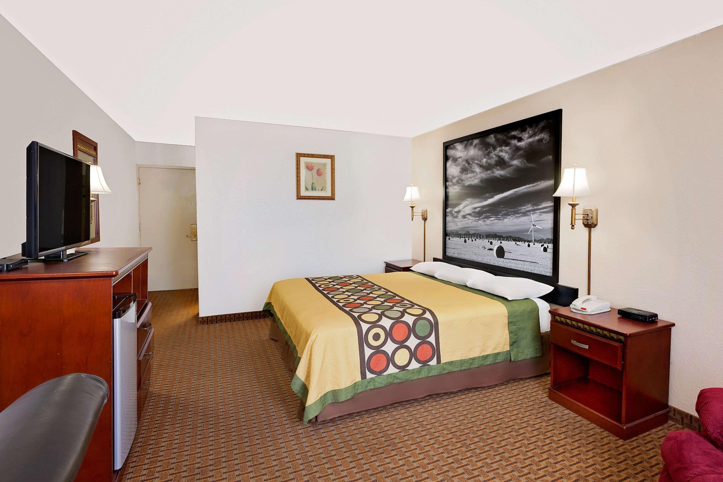 Super 8 By Wyndham Plainview Hotel Luaran gambar